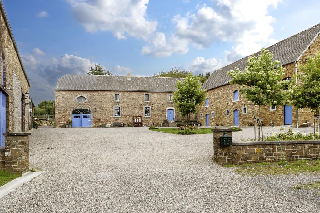 Vakantieboerderij Ferme Le Bleuet Ohey エクステリア 写真